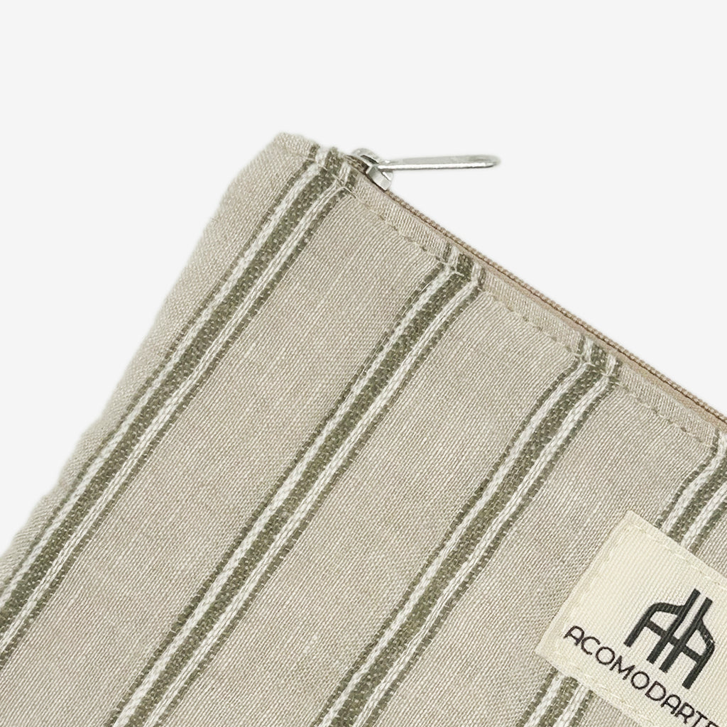 Essential Pouch acolchado Flandes Musgo