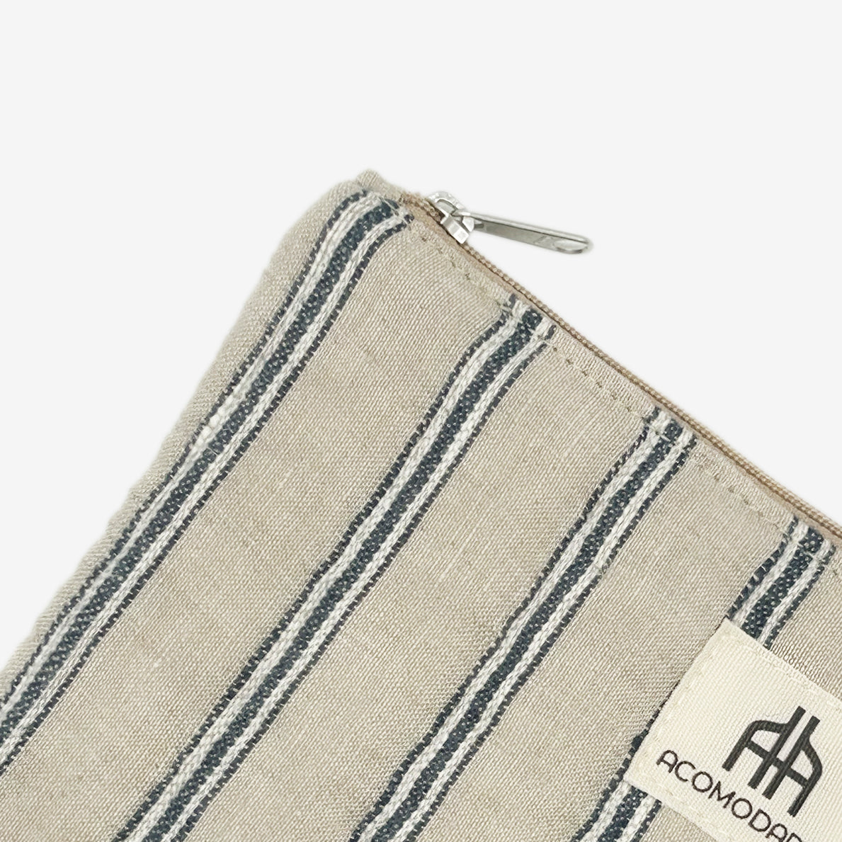 Essential Pouch acolchado Flandes Navy